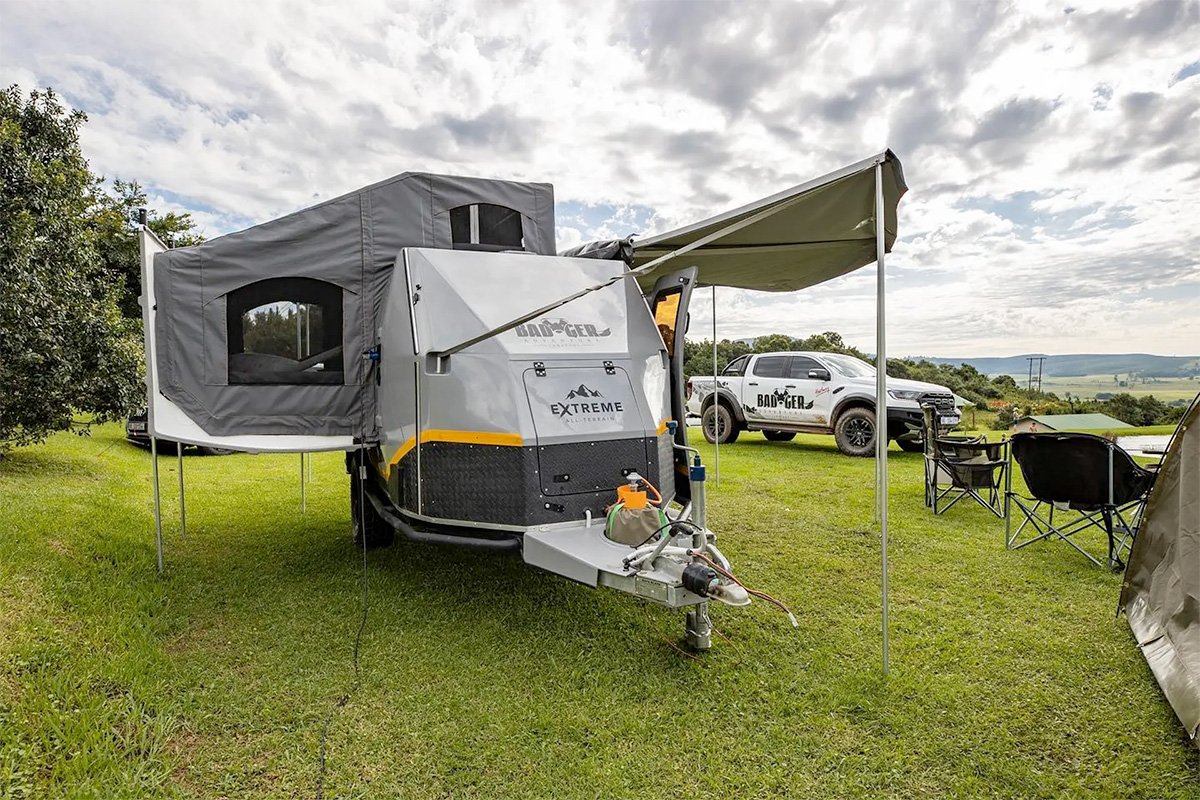 Badger Extreme Expanding Camping Trailer