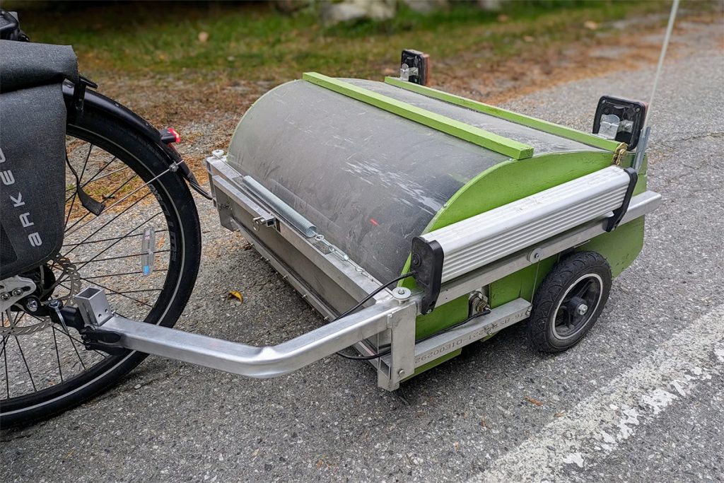 Bike Lane Sweeper Motorized Trailer Pick-Up Version