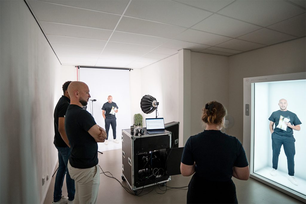 Holoconnects Holobox 3D Holographic Live Content